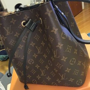 Louis Vuitton NeoNoe MM tote bag.